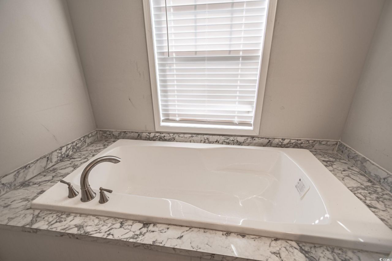 223 Air Stream Dr. Photo 11