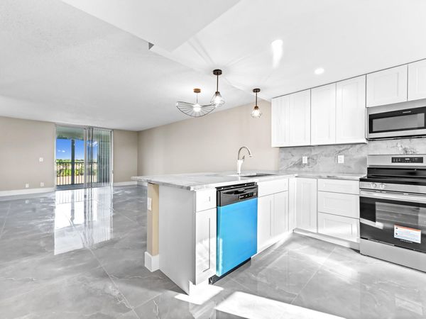 5500 NW 2nd Avenue, Unit 617, Boca Raton, FL 33487