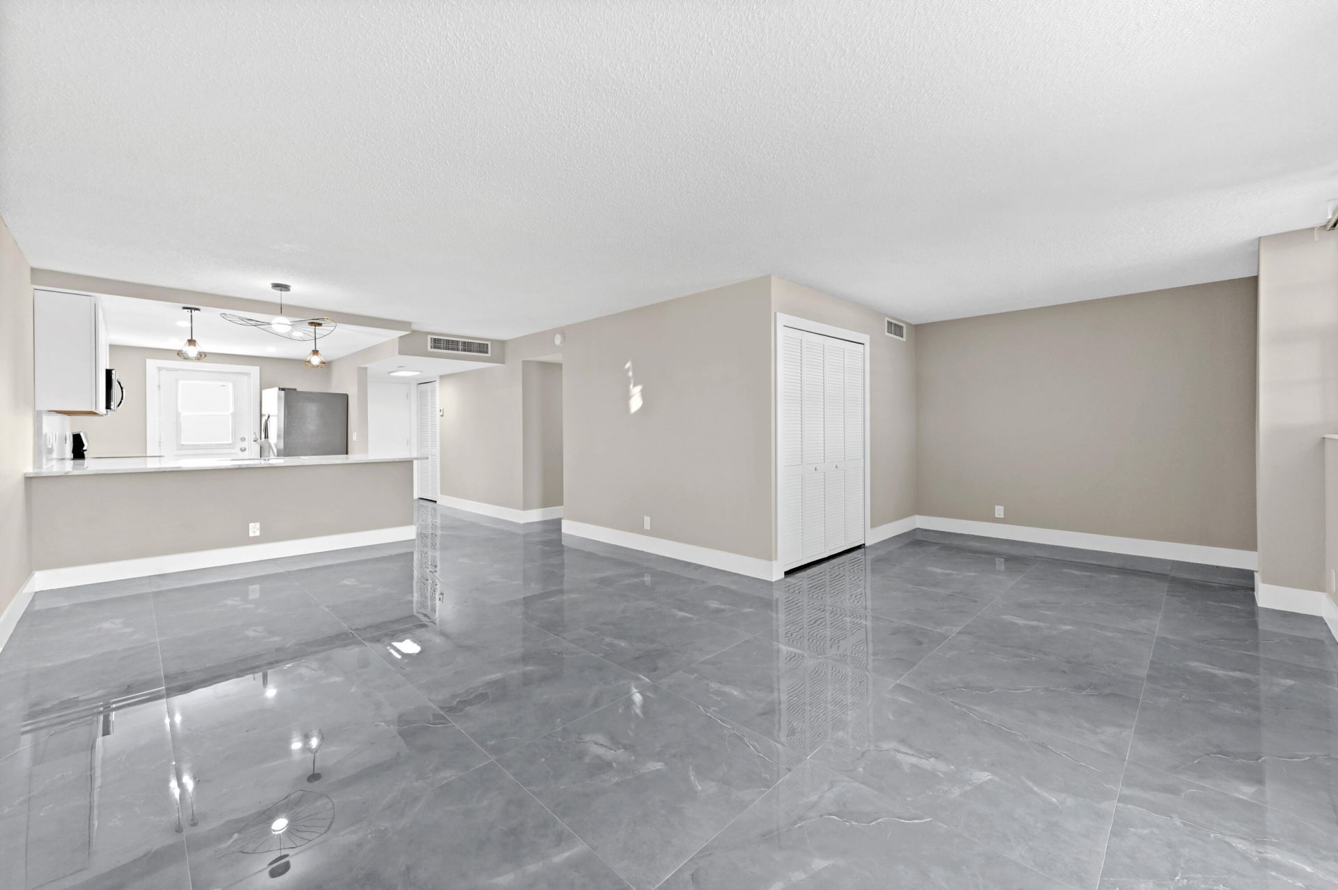 5500 NW 2nd Avenue, Unit 617, Boca Raton, FL 33487 Photo