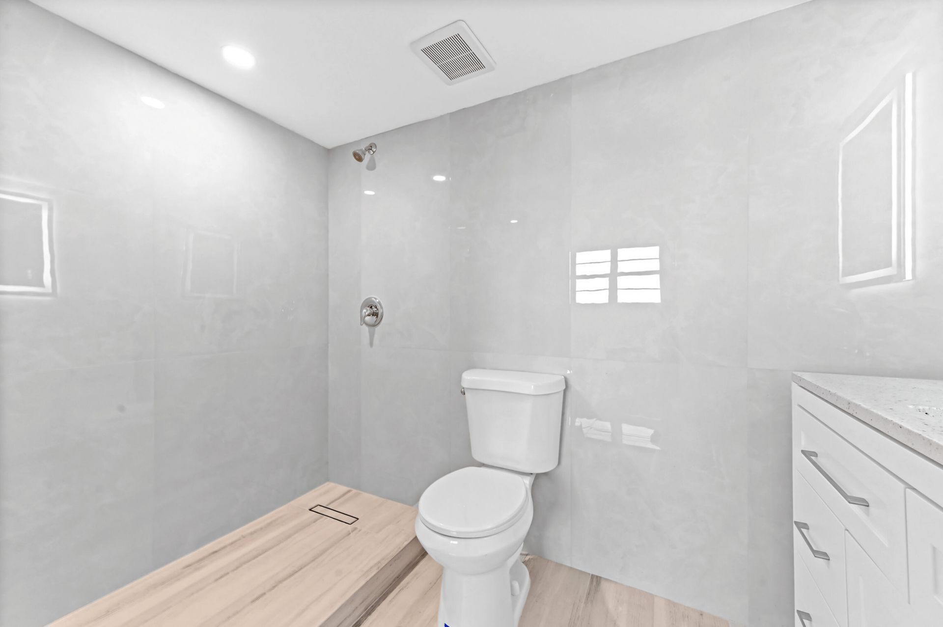 5500 NW 2nd Avenue, Unit 617, Boca Raton, FL 33487 Photo