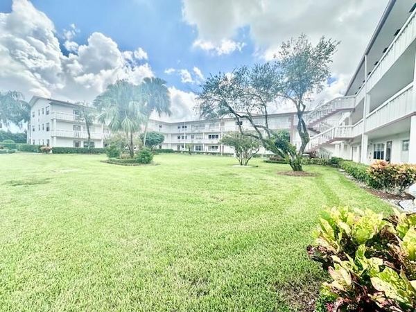 583 Fanshaw, Unit N, Boca Raton, FL 33434