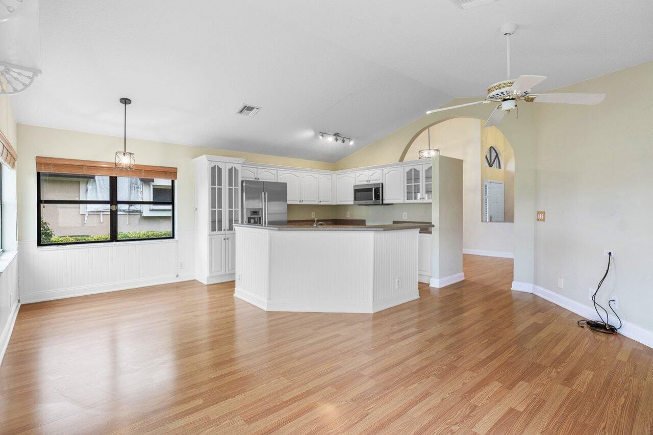 8207 Cassia Drive, Boynton Beach, FL 33472 Photo