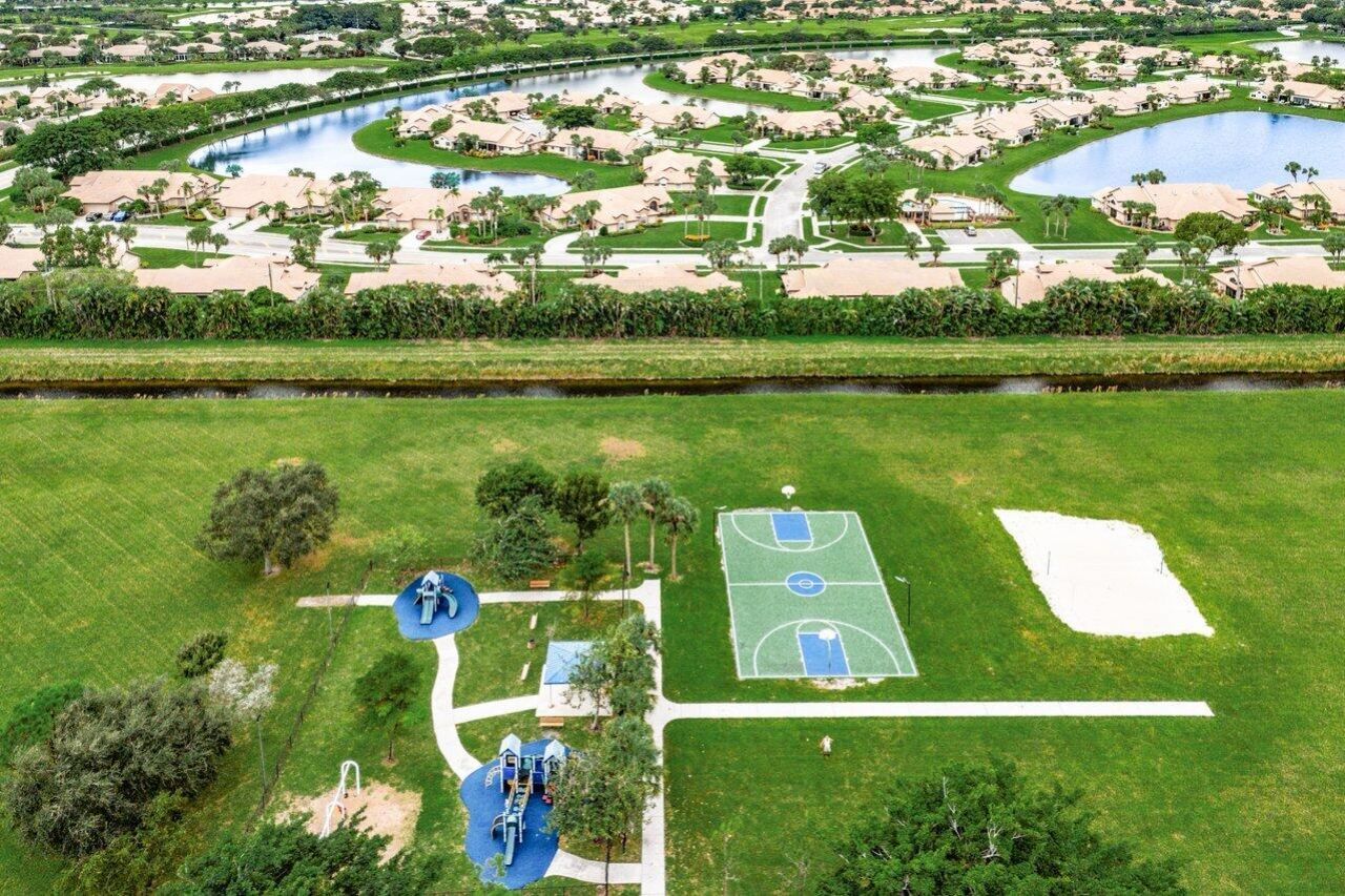 8207 Cassia Drive, Boynton Beach, FL 33472 Photo