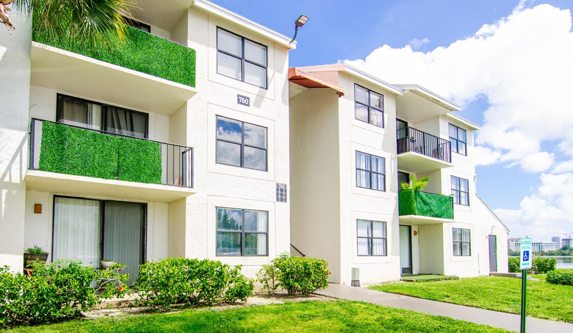 760 Executive Center Drive, Unit 24, West Palm Beach, FL 33401 Photo