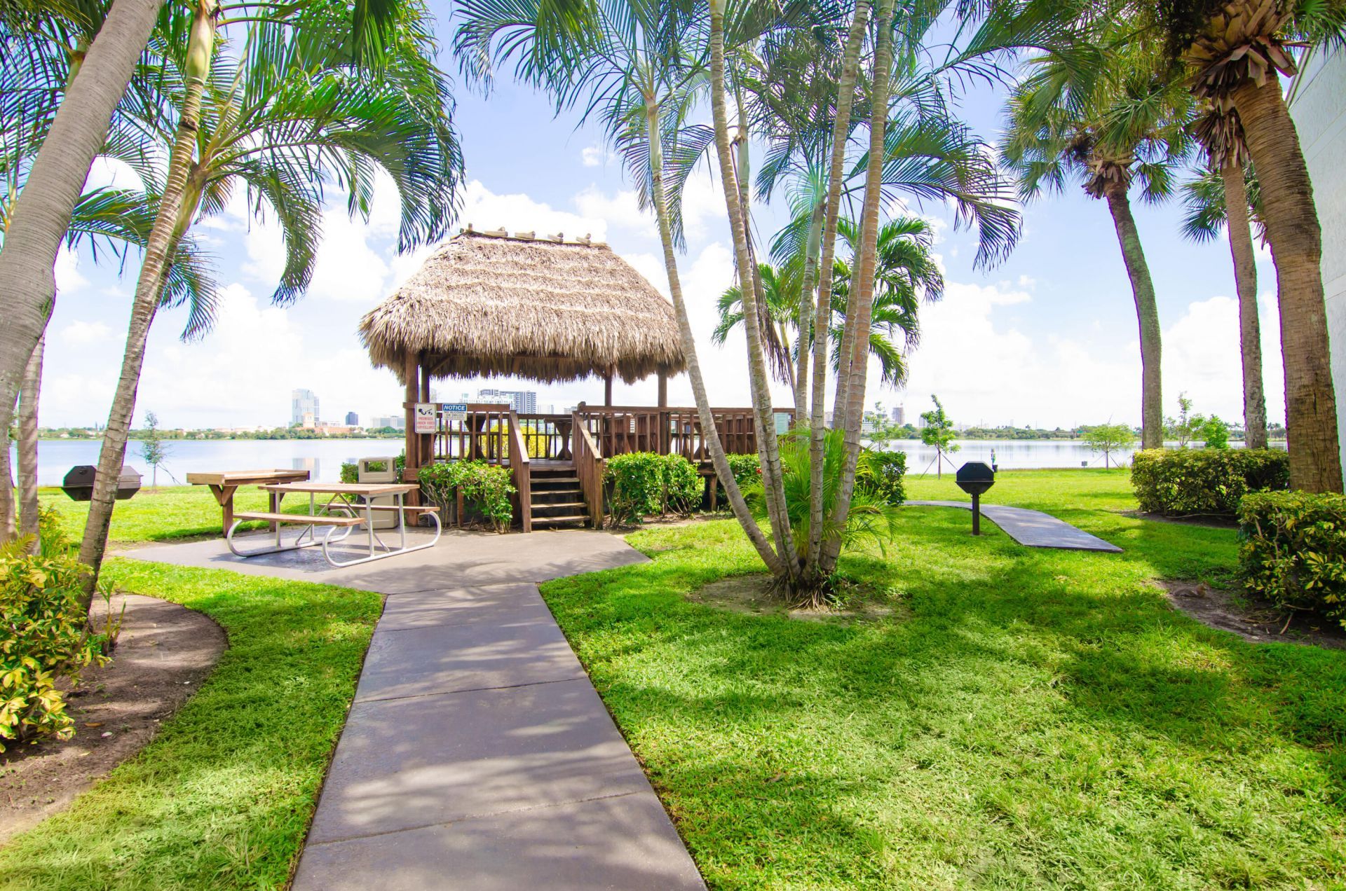 760 Executive Center Drive, Unit 24, West Palm Beach, FL 33401 Photo