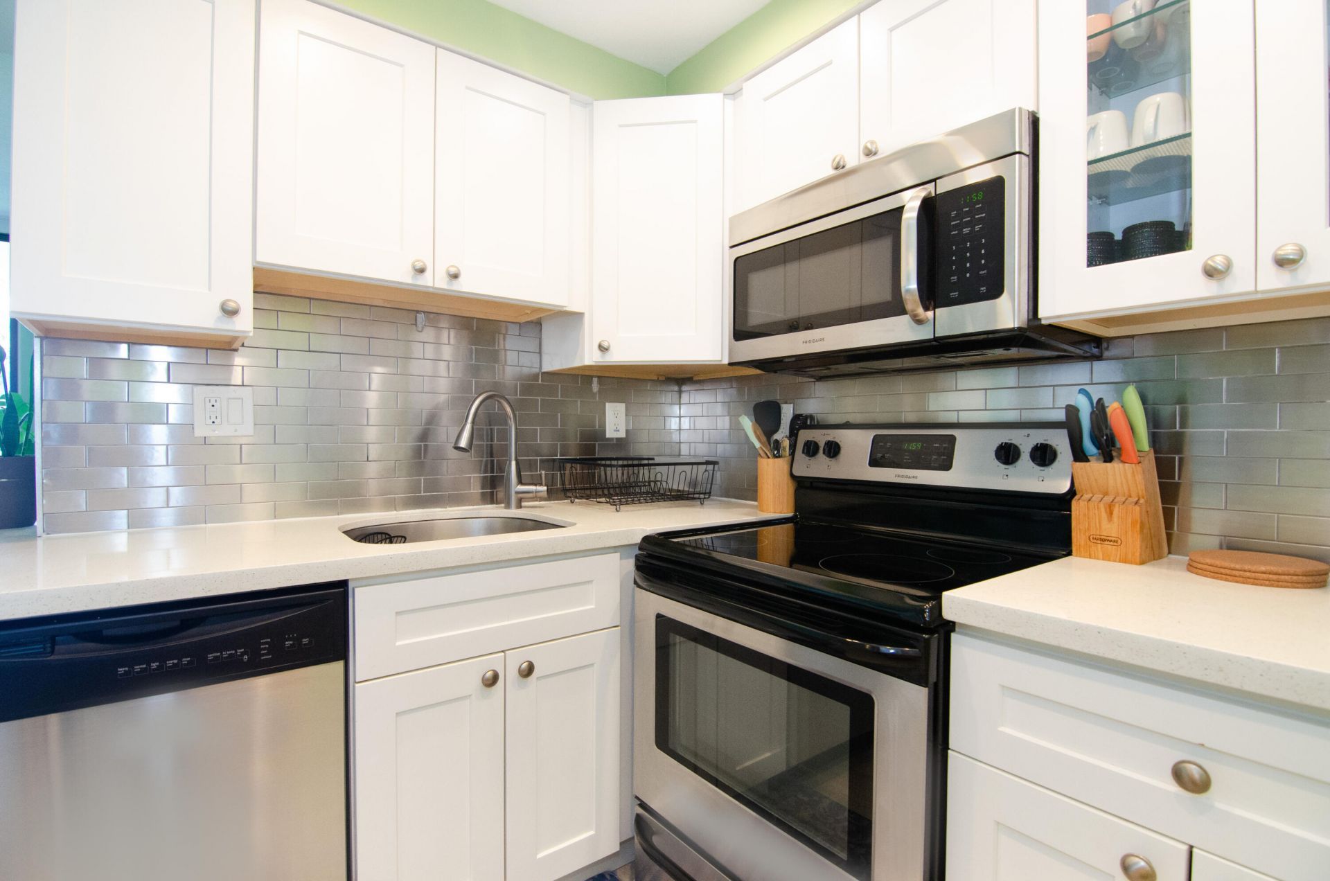 760 Executive Center Drive, Unit 24, West Palm Beach, FL 33401 Photo