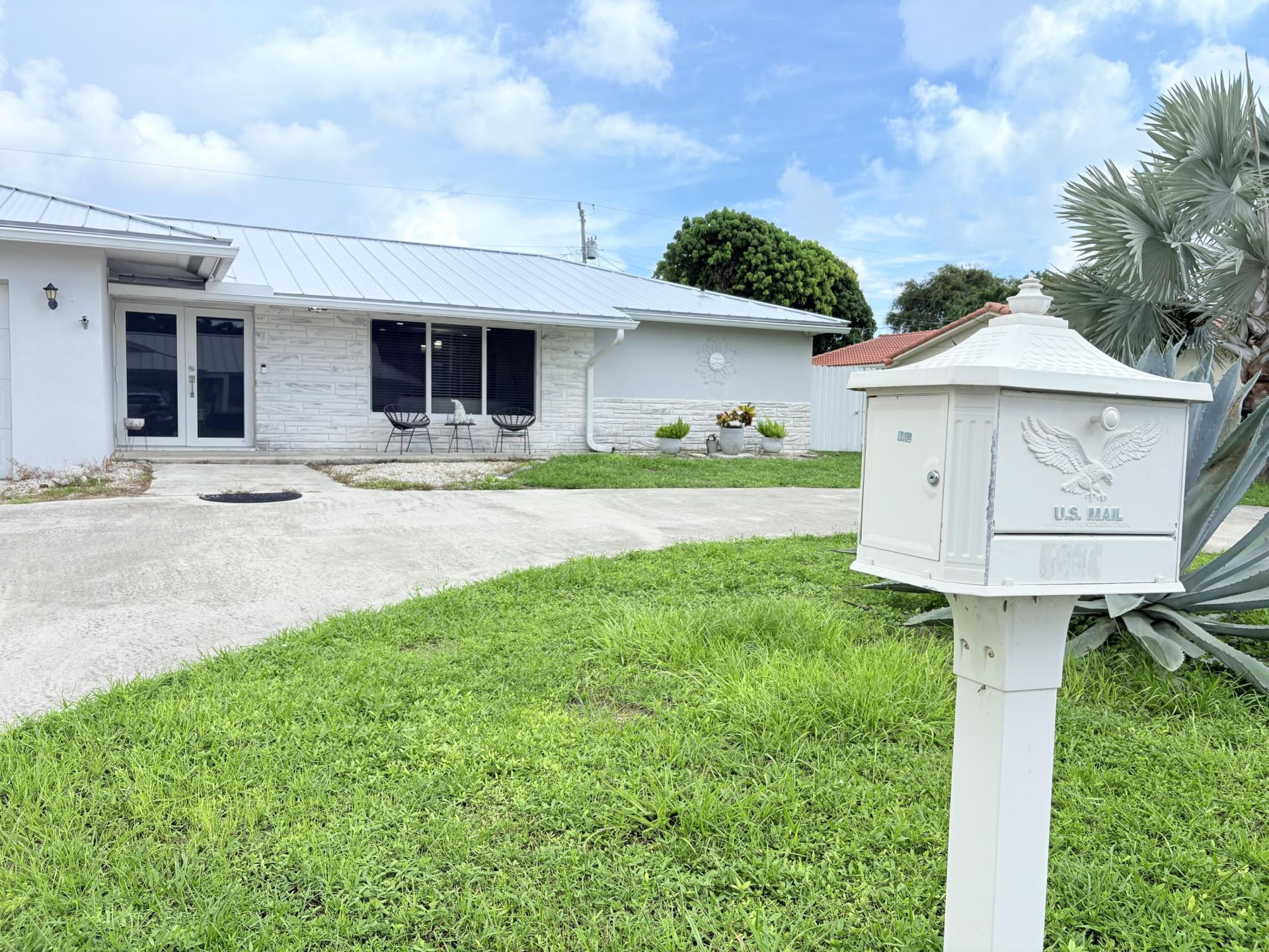 1861 Caribbean Road W, Lake Clarke Shores, FL 33406 Photo