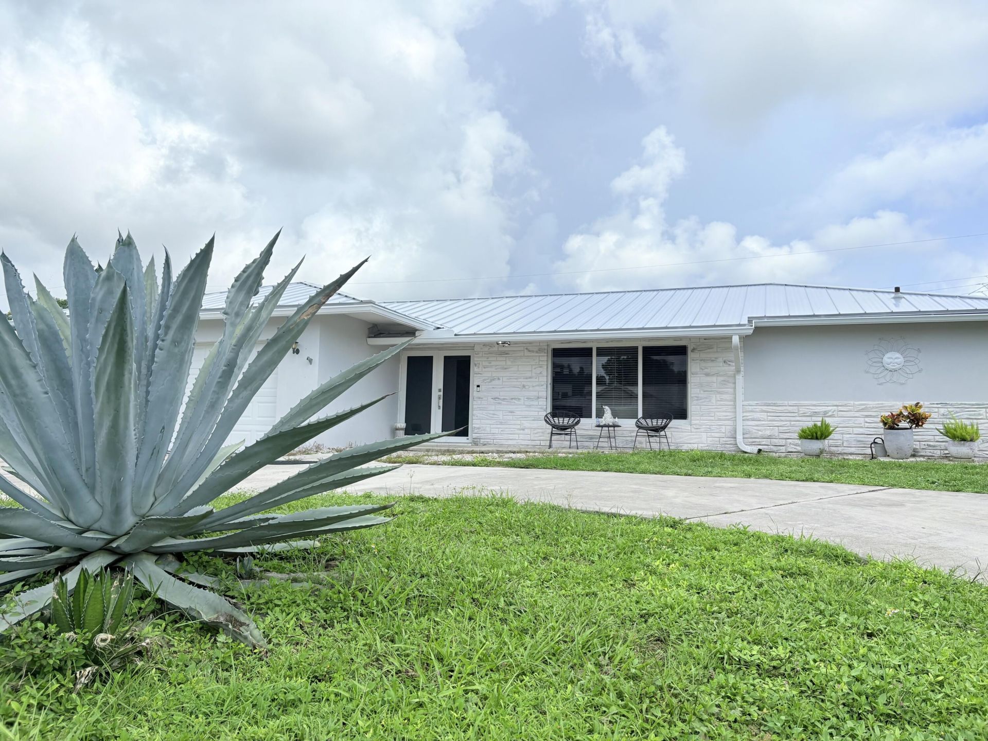 1861 Caribbean Road W, Lake Clarke Shores, FL 33406 Photo