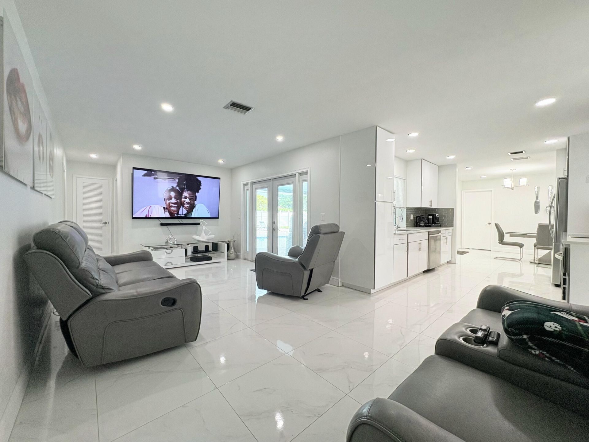 1861 Caribbean Road W, Lake Clarke Shores, FL 33406 Photo