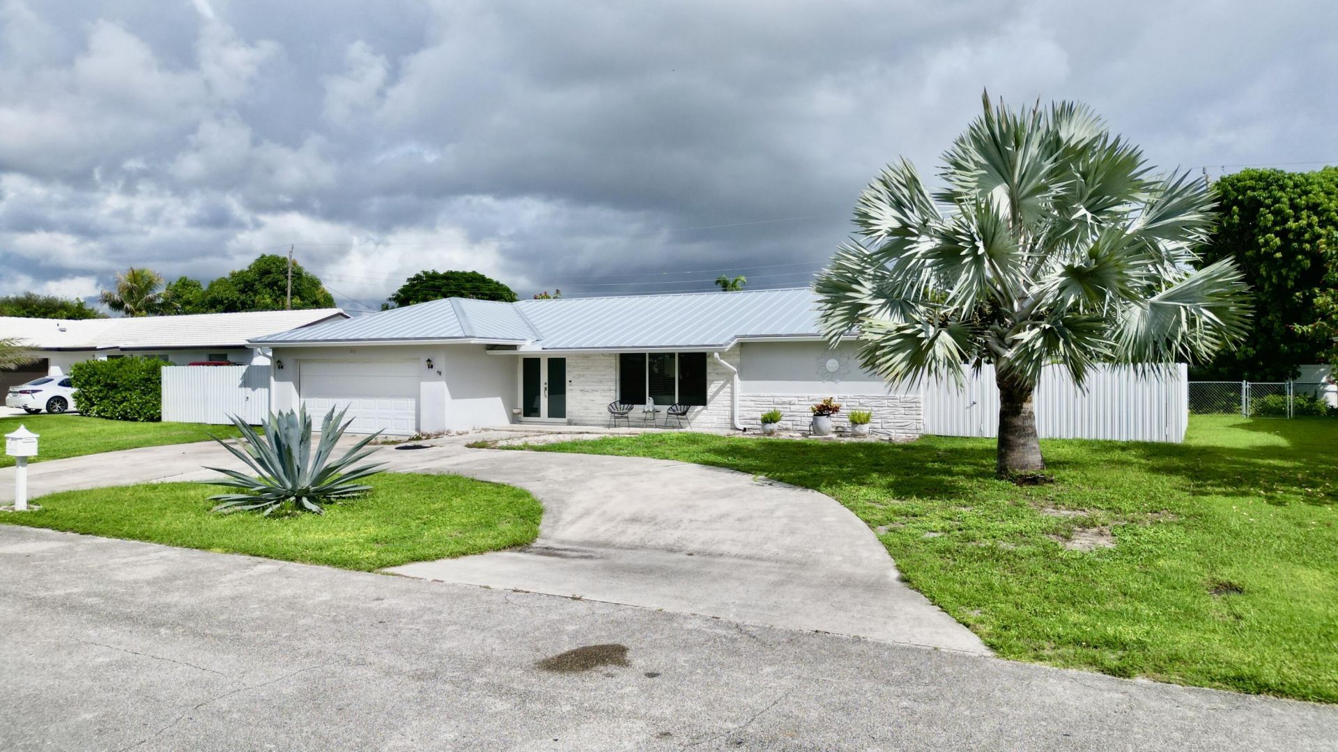 1861 Caribbean Road W, Lake Clarke Shores, FL 33406 Photo