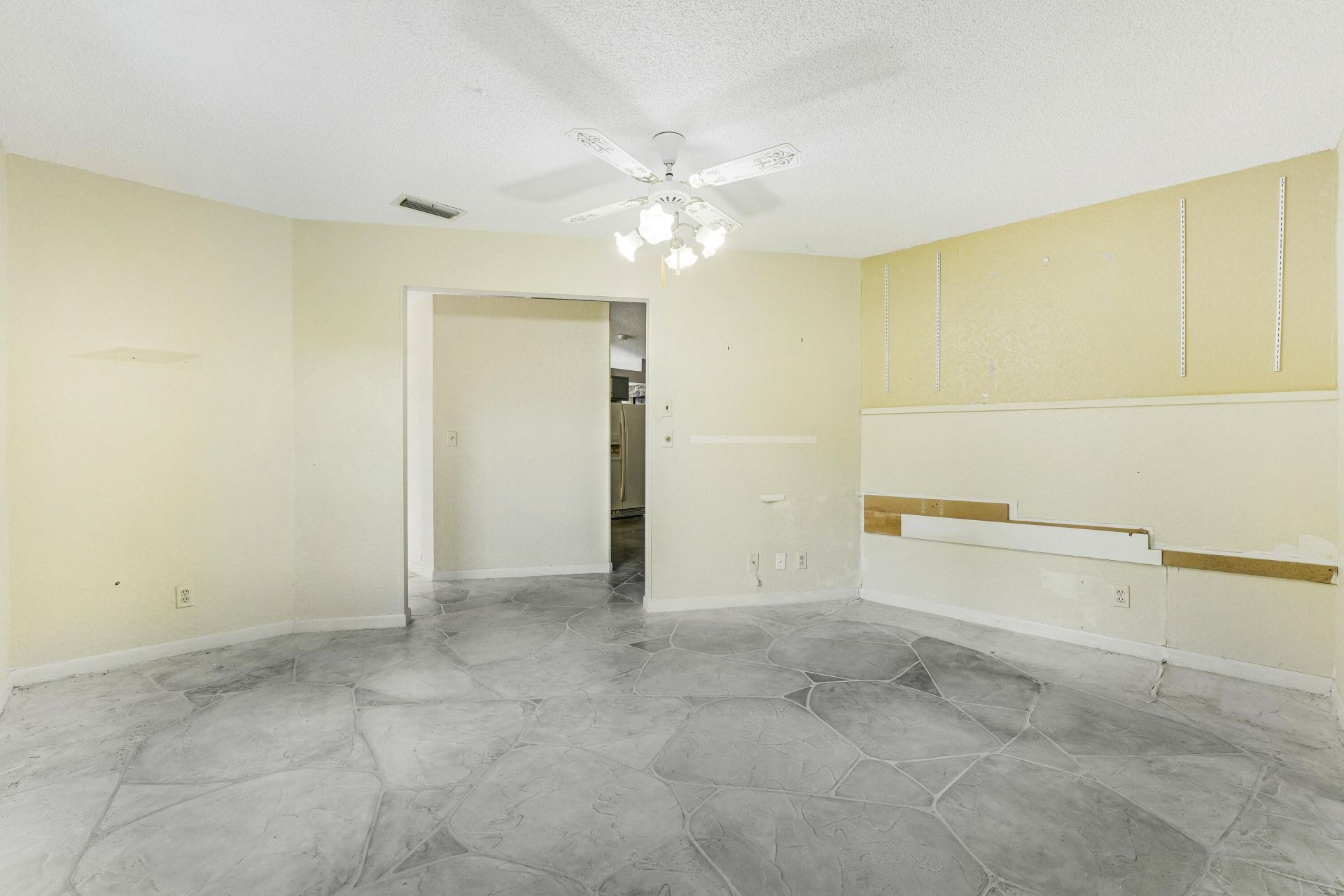 8421 Bonita Isle Drive, Lake Worth, FL 33467 Photo