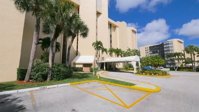 7100 Radice Court, Unit 807, Lauderhill, FL 33319 Photo