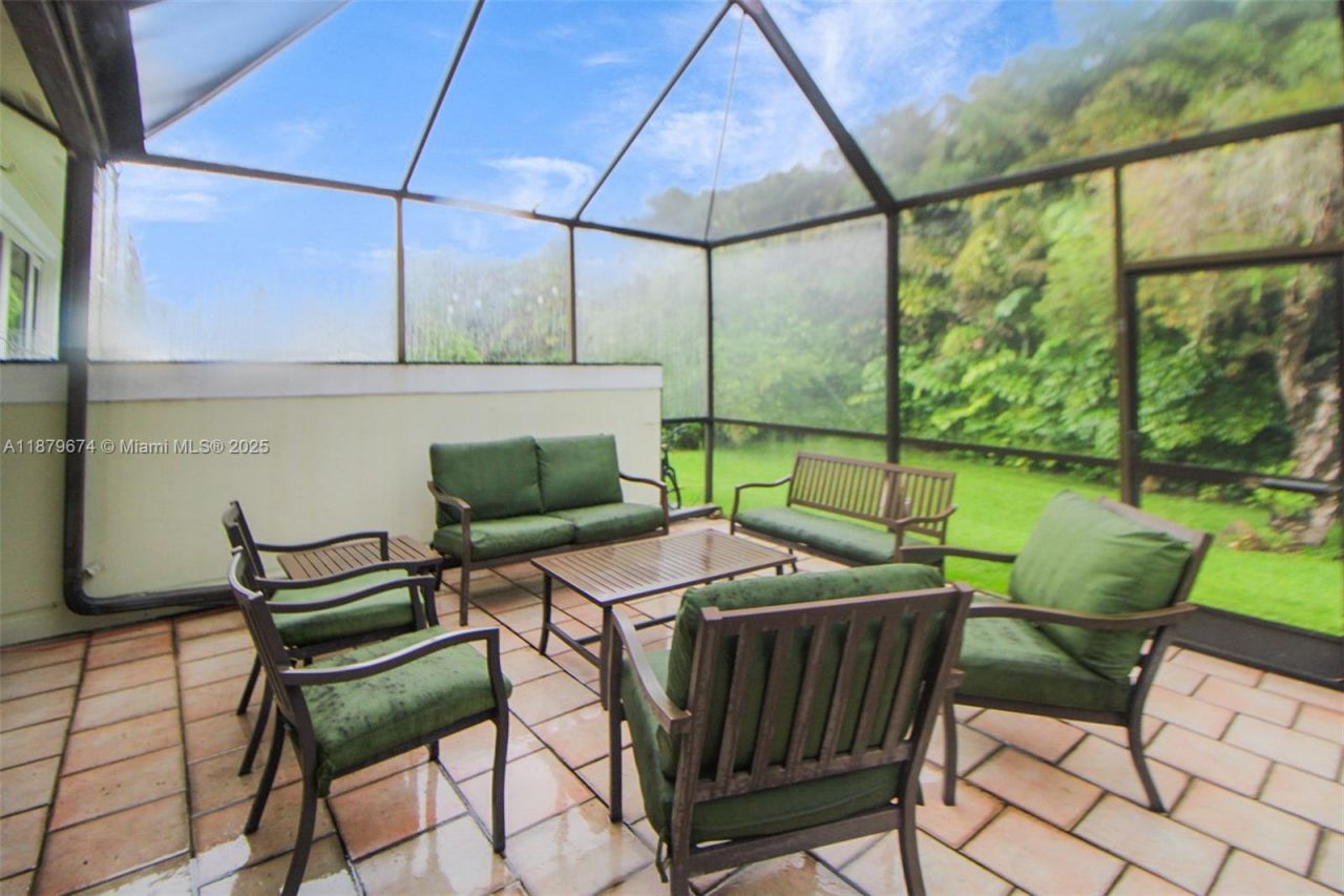 9929 NW 49th Ter, Doral, FL 33178 Photo