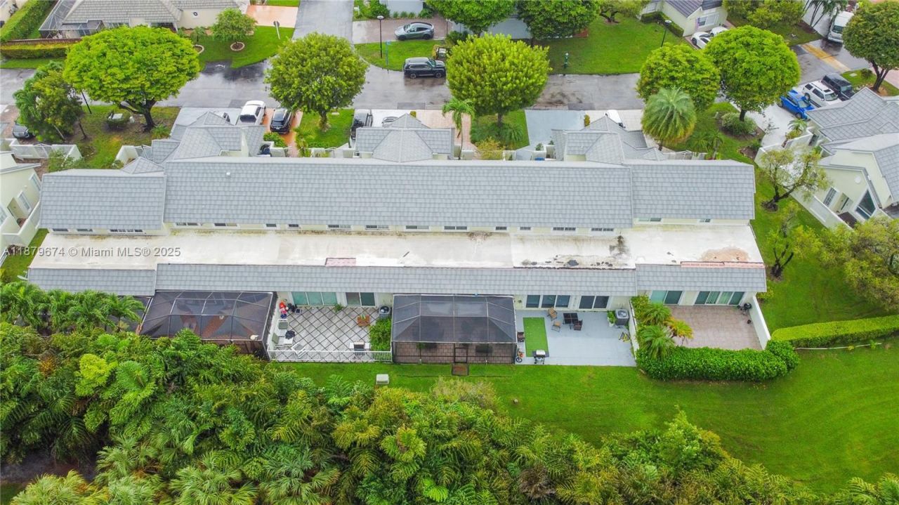 9929 NW 49th Ter, Doral, FL 33178 Photo