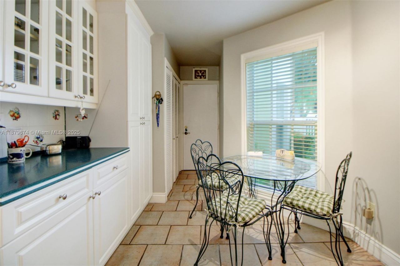 9929 NW 49th Ter, Doral, FL 33178 Photo