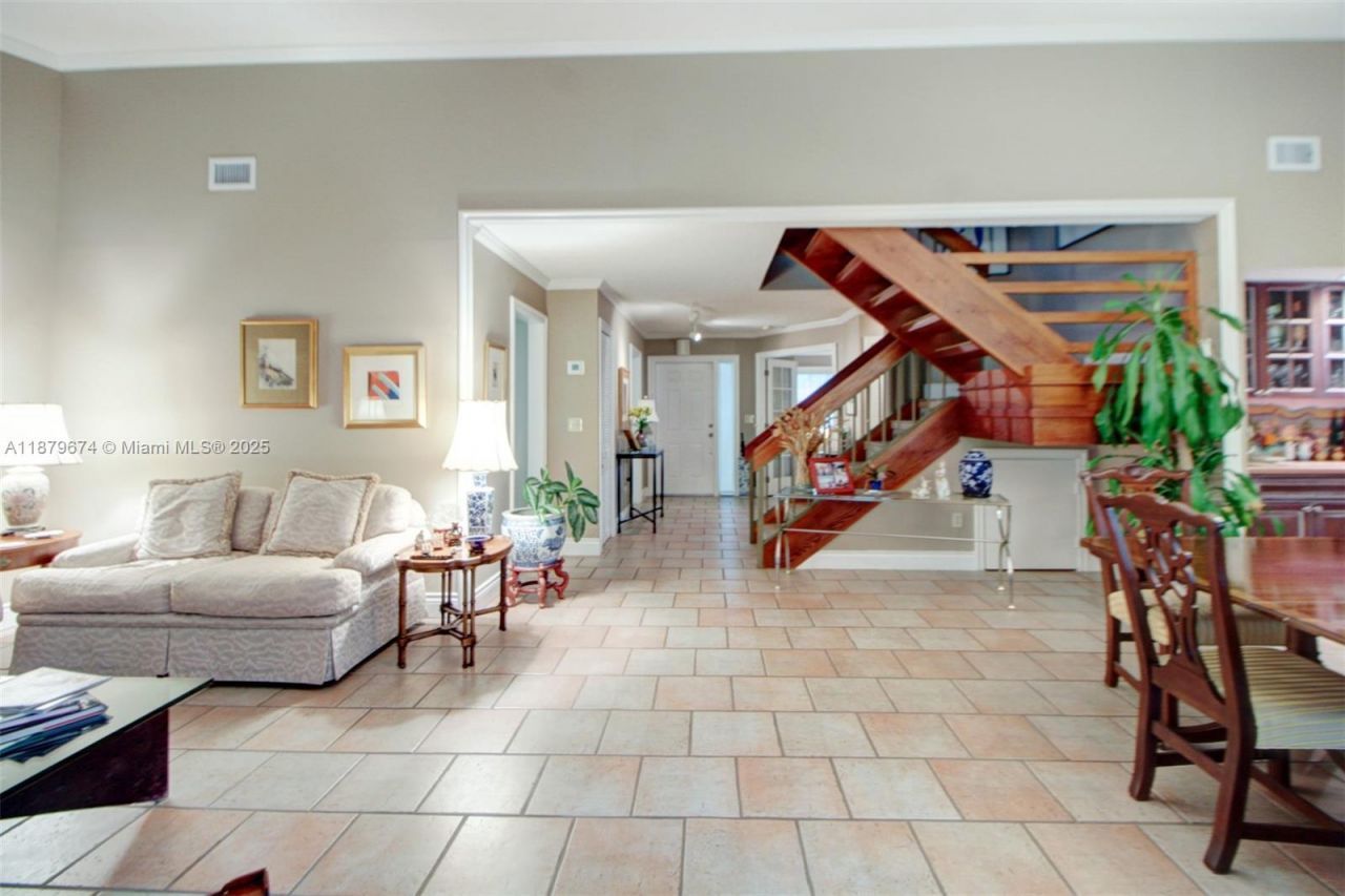 9929 NW 49th Ter, Doral, FL 33178 Photo