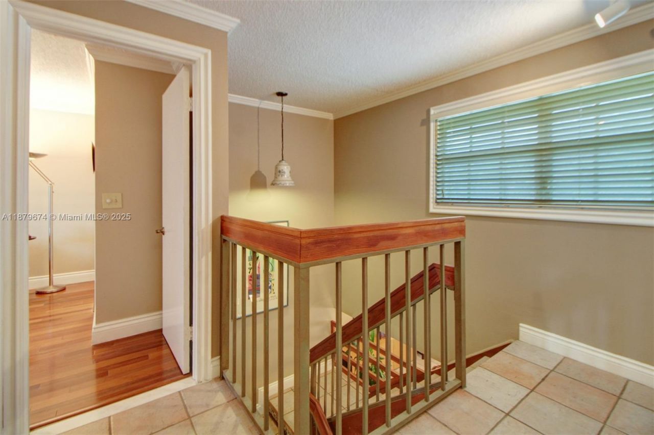 9929 NW 49th Ter, Doral, FL 33178 Photo