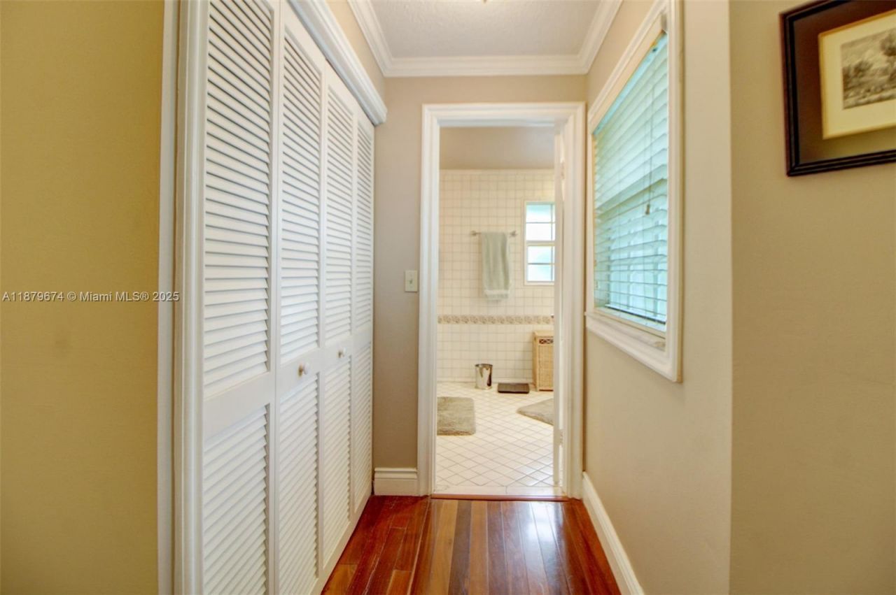 9929 NW 49th Ter, Doral, FL 33178 Photo