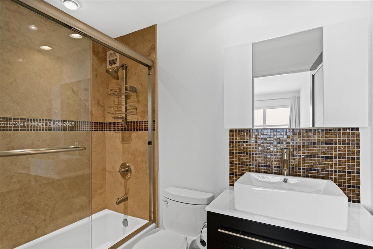 9100 W Bay Harbor Dr, Unit 11A, Bay Harbor Islands, FL 33154 Photo