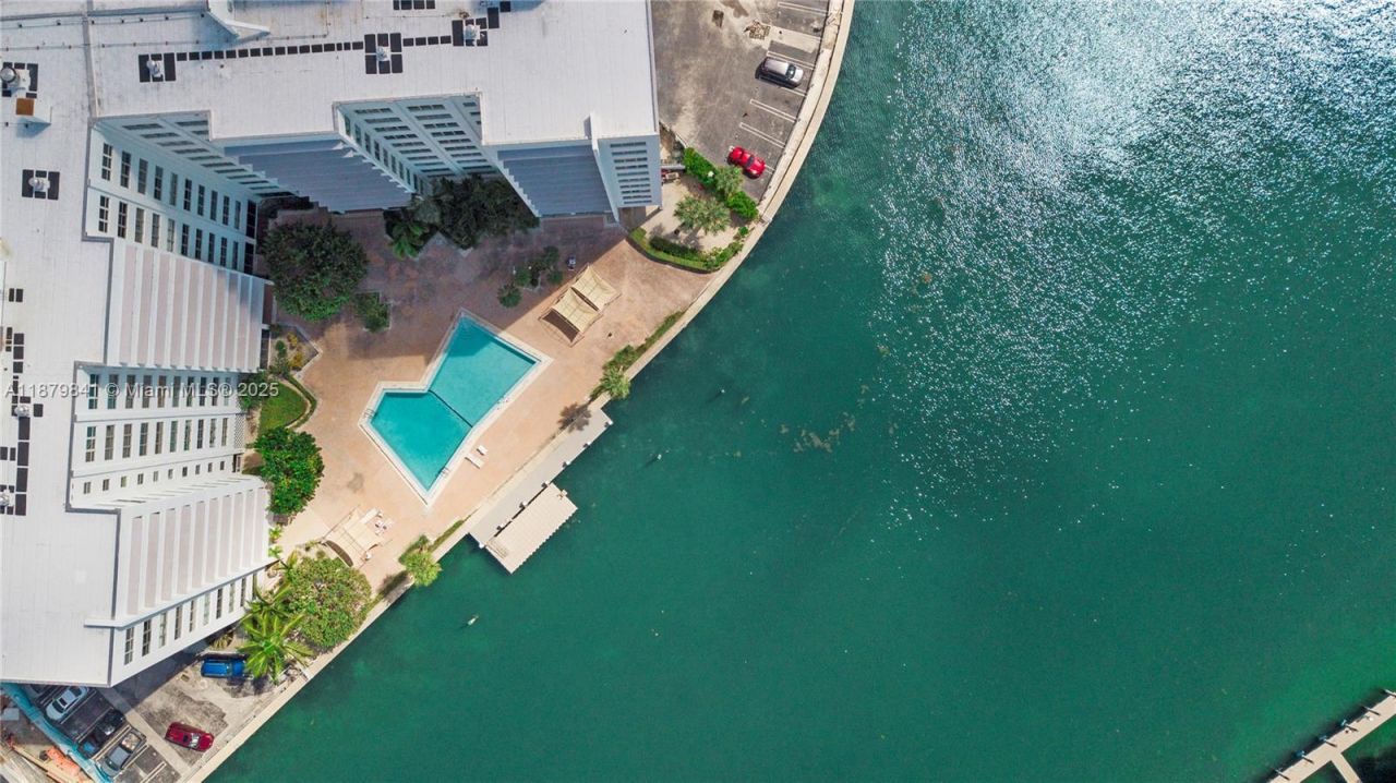 9100 W Bay Harbor Dr, Unit 11A, Bay Harbor Islands, FL 33154 Photo