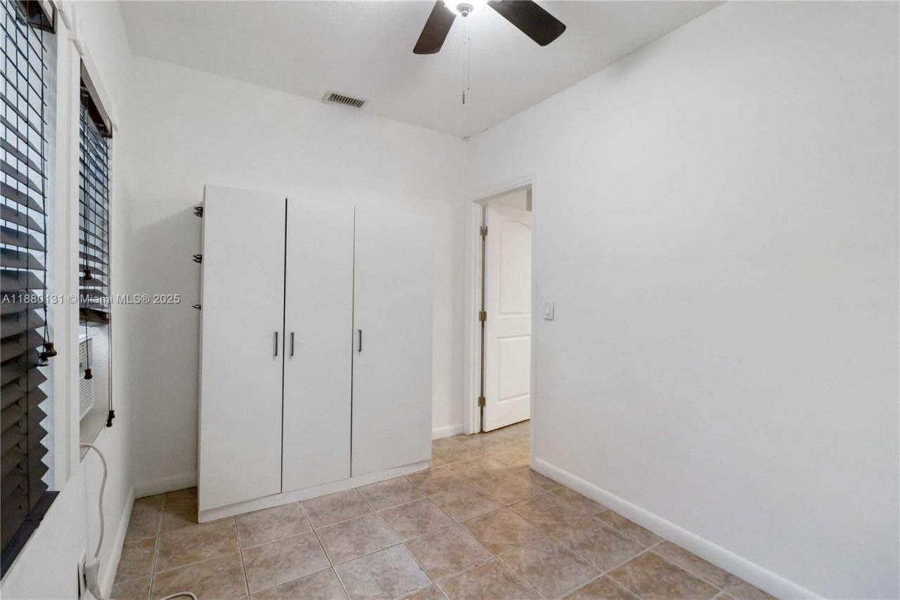 5740 Lincoln St, Hollywood, FL 33021 Photo