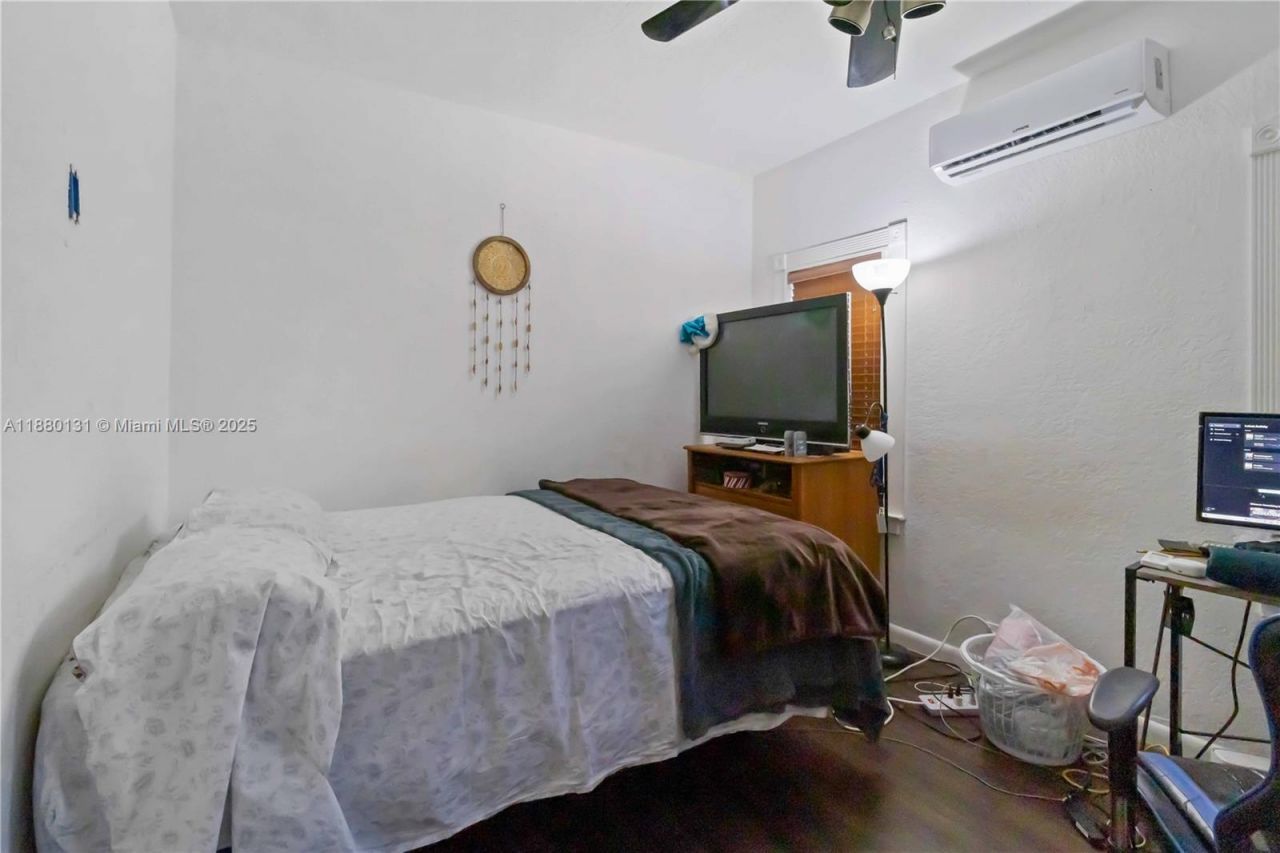 5740 Lincoln St, Hollywood, FL 33021 Photo