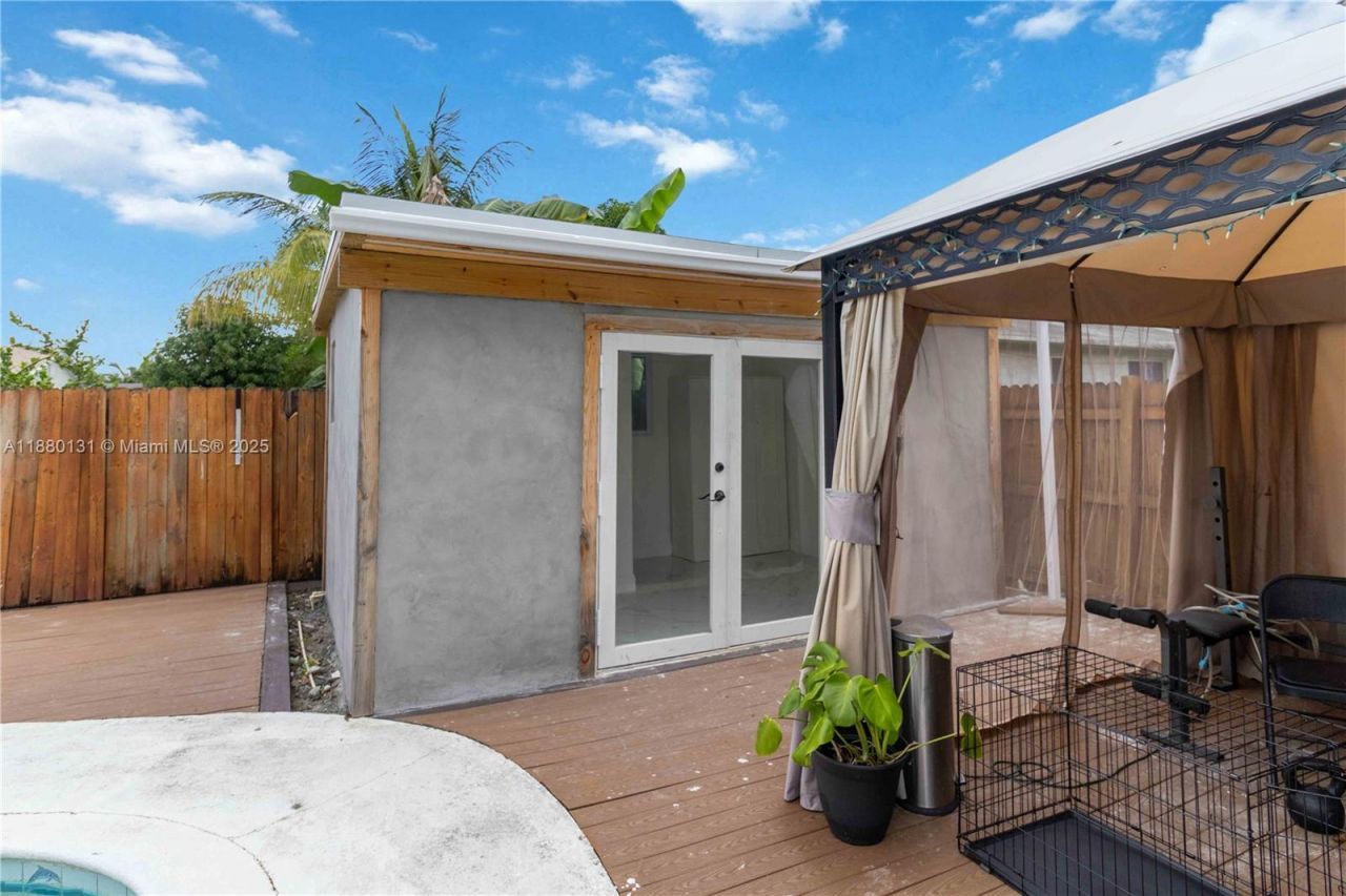 5740 Lincoln St, Hollywood, FL 33021 Photo