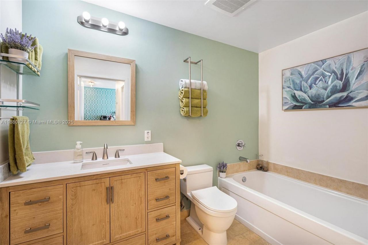 1111 SW 1st Ave, Unit 2721-N, Miami, FL 33130 Photo