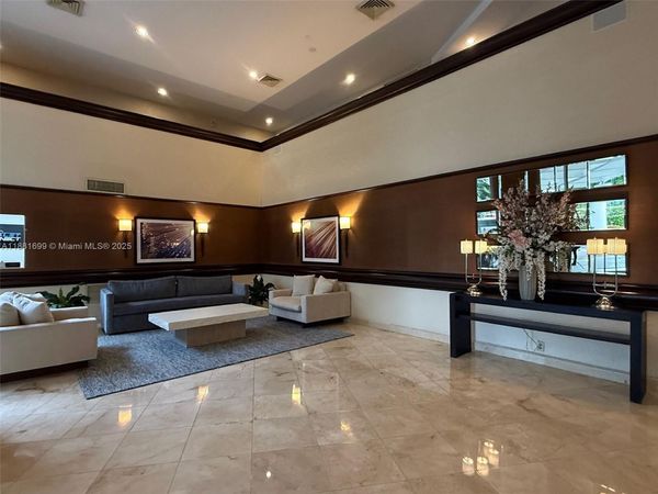 3400 NE 192nd St, Unit 2103, Aventura, FL 33180