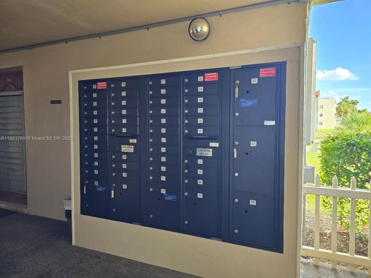 2831 E Sunrise Lakes Dr, Unit 208, Sunrise, FL 33322 Photo