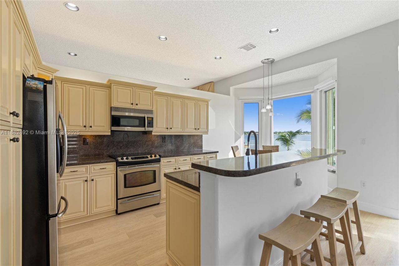 2339 NW 195th Ave, Unit 2339, Pembroke Pines, FL 33029 Photo