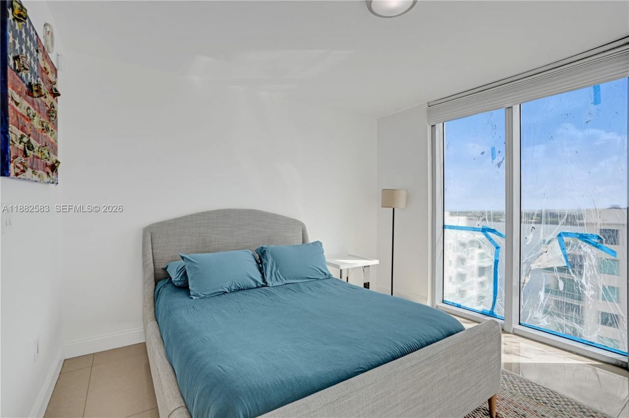 7930 East Dr, Unit 1808, North Bay Village, FL 33141 Photo