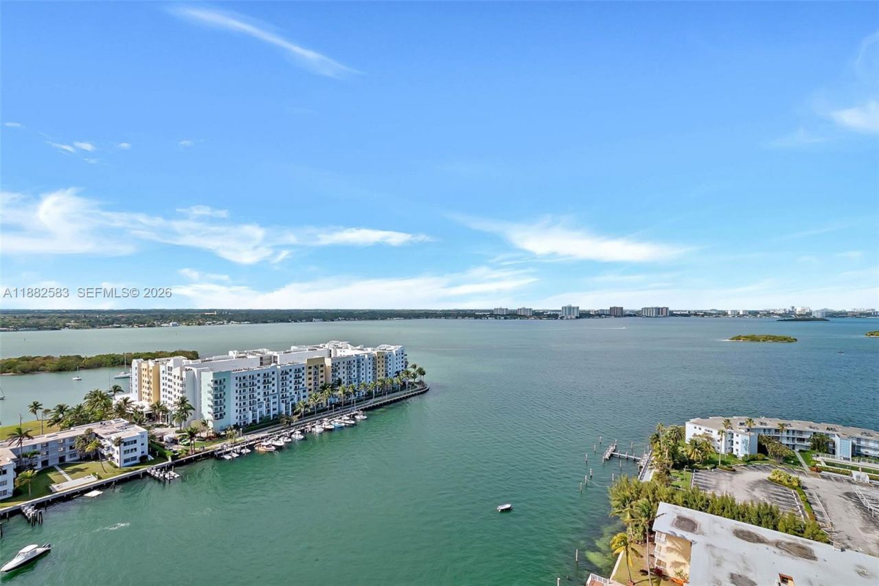 7930 East Dr, Unit 1808, North Bay Village, FL 33141 Photo