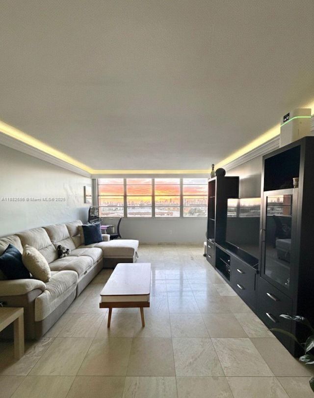 1351 NE Miami Gardens Dr, Unit 704E, Miami, FL 33179 Photo