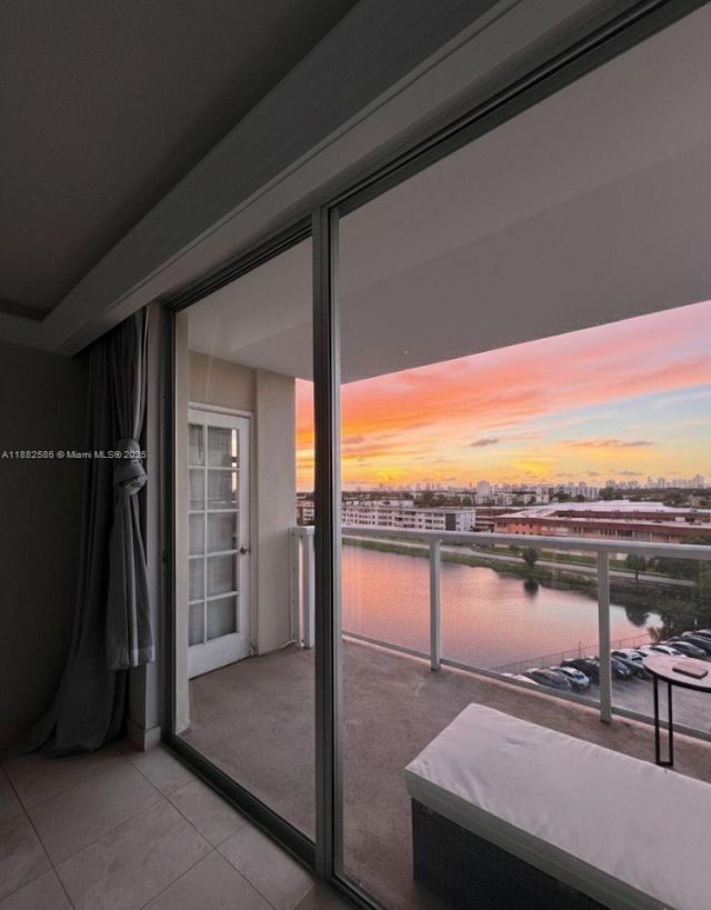 1351 NE Miami Gardens Dr, Unit 704E, Miami, FL 33179 Photo