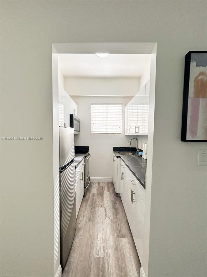 29 Oviedo Ave, Coral Gables, FL 33134 Photo