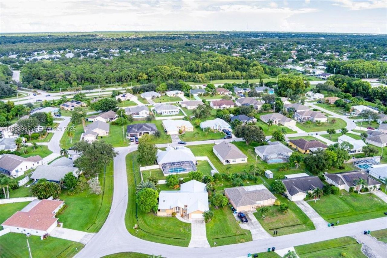 6958 NW Hartney Way, Port Saint Lucie, FL 34983 Photo