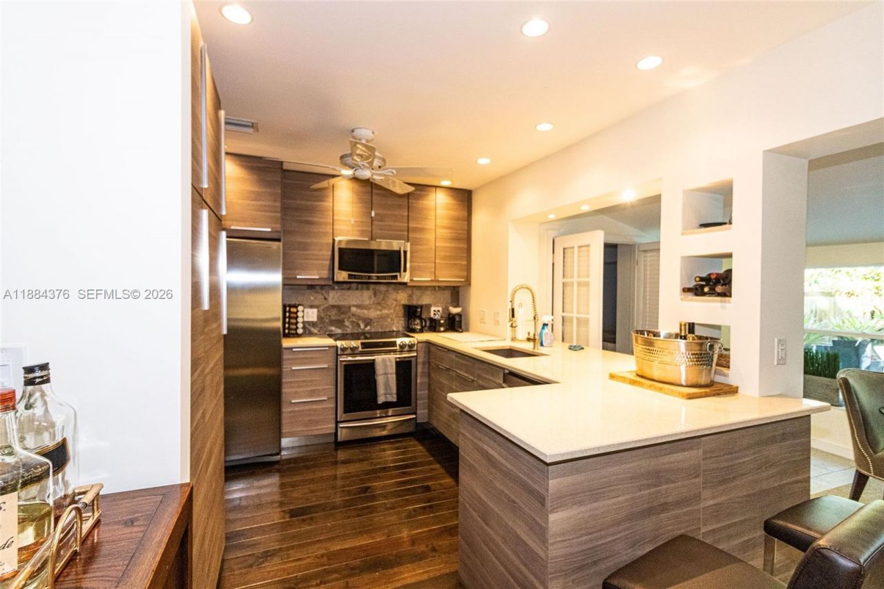 744 NE 16th Ave, Fort Lauderdale, FL 33304 Photo