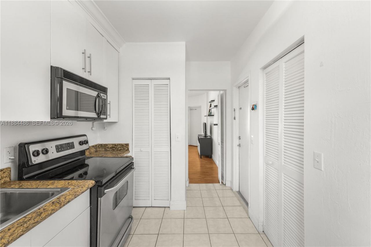 1241 14th St, Unit 9, Miami Beach, FL 33139 Photo