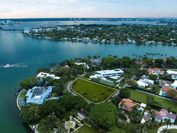 31 La Gorce Circle, Miami Beach, FL 33141