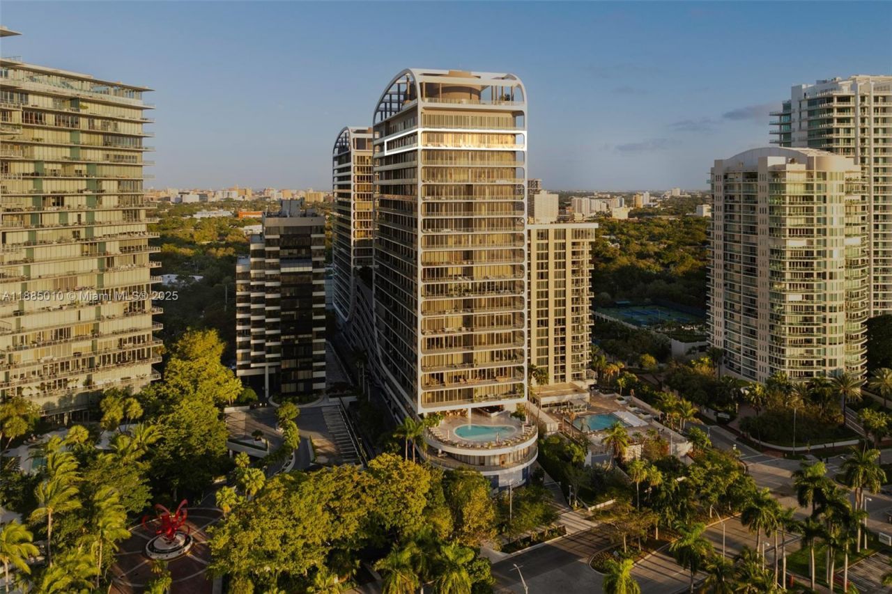 2655 S Bayshore Drive, Unit LPH, Coconut Grove, FL 33133 Photo