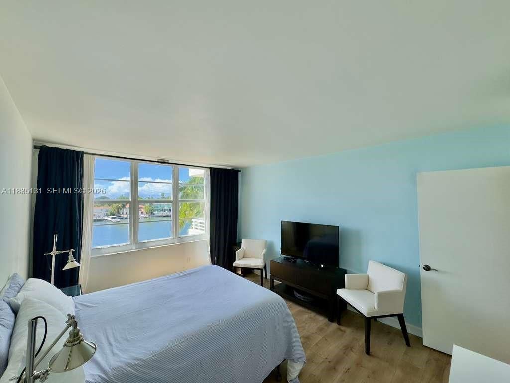 5600 Collins Ave, Unit 5L, Miami Beach, FL 33140 Photo