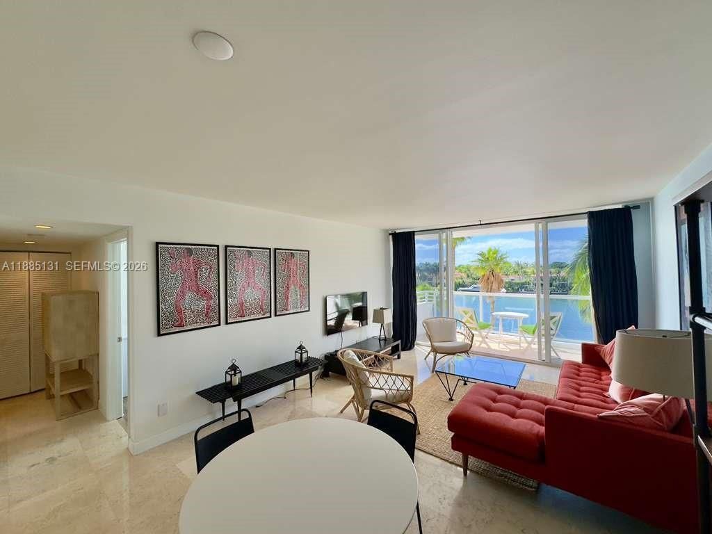 5600 Collins Ave, Unit 5L, Miami Beach, FL 33140 Photo