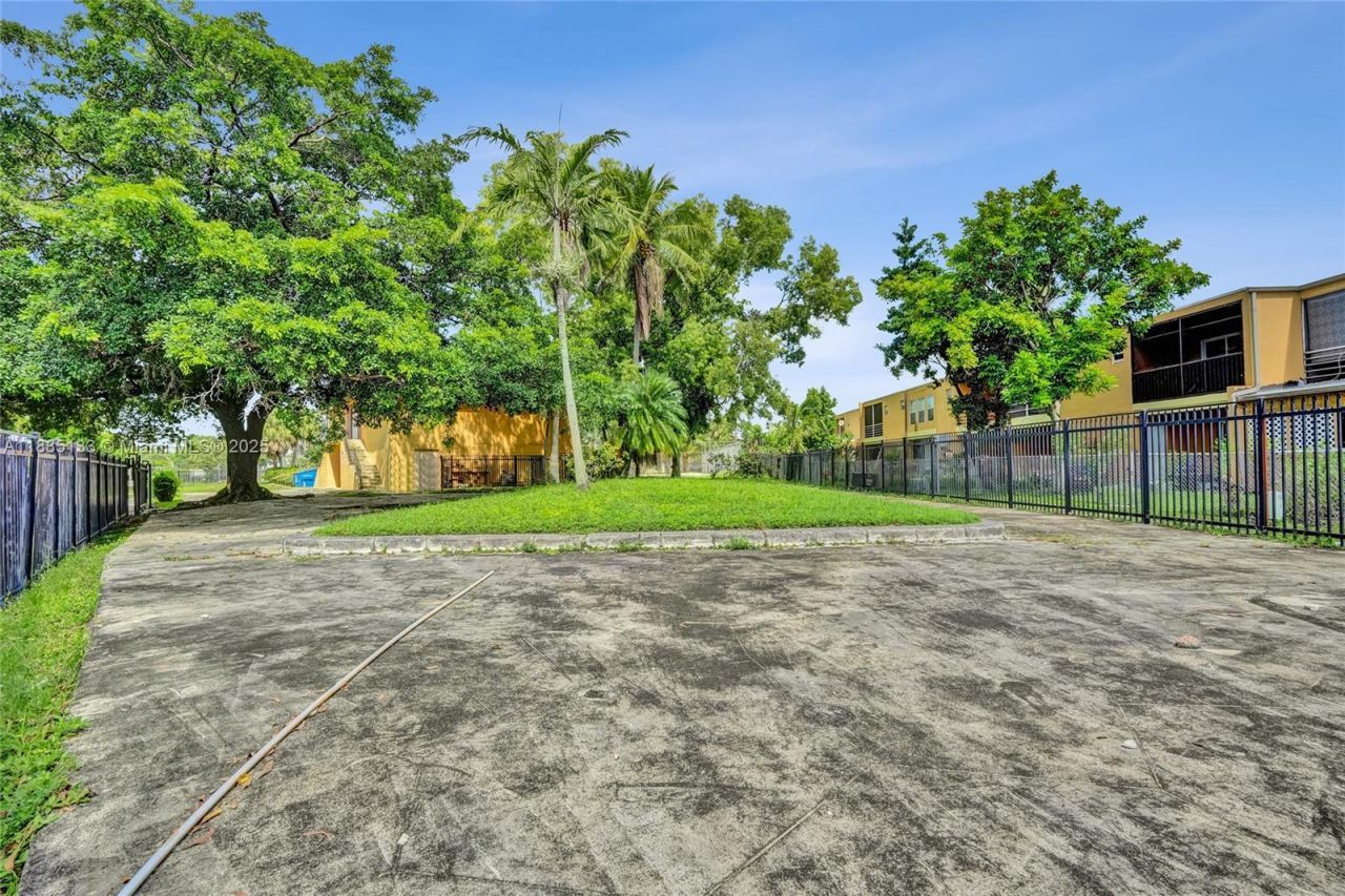 2600 NW 60th Ter, Sunrise, FL 33313 Photo