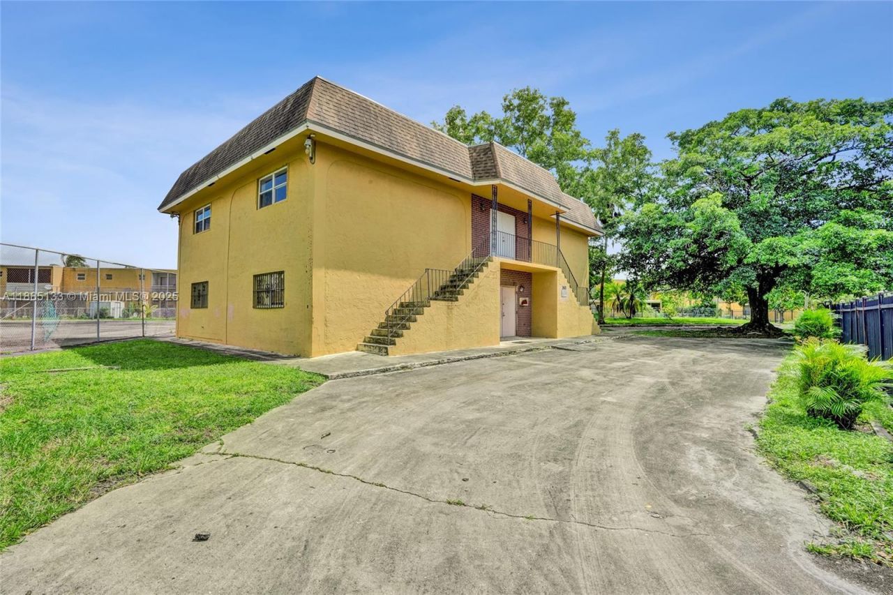 2600 NW 60th Ter, Sunrise, FL 33313 Photo