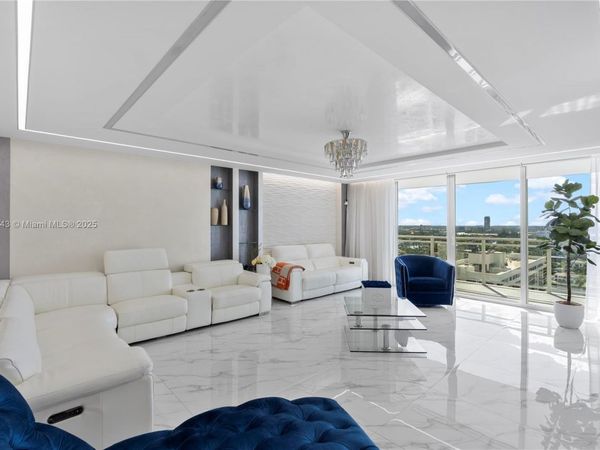 2030 S Ocean Drive, Unit 2127, Hallandale Beach, FL 33009