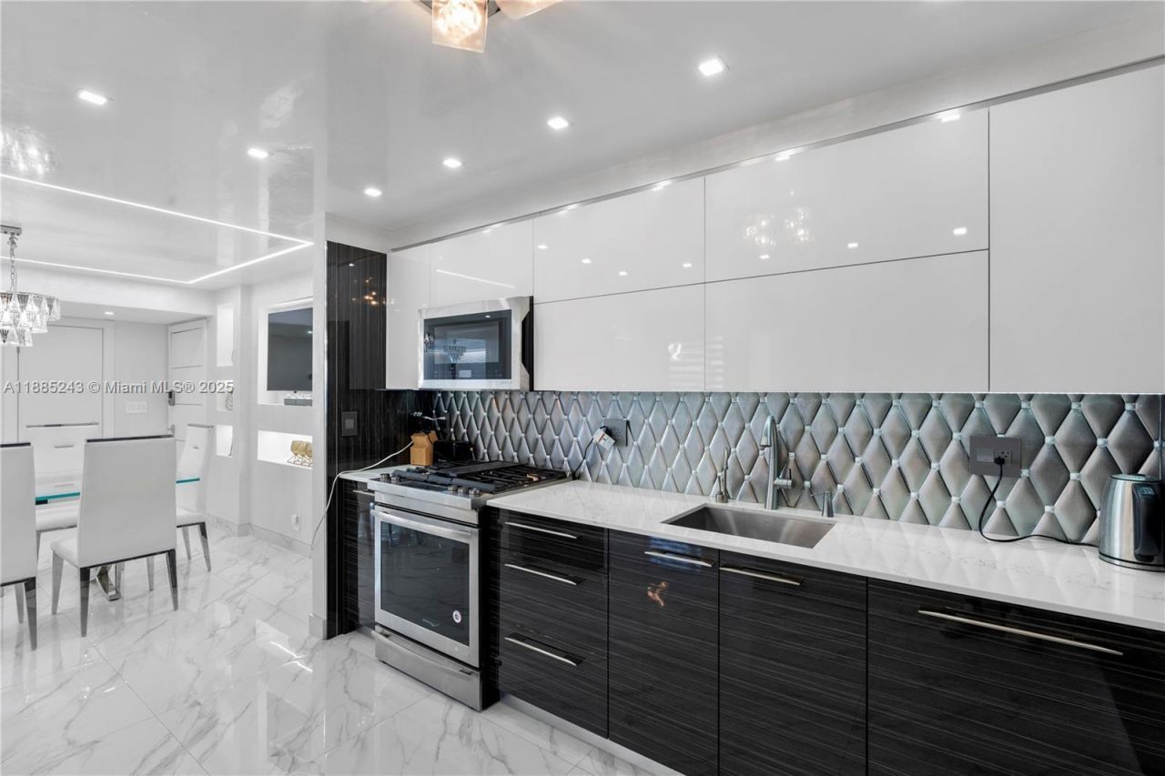 2030 S Ocean Drive, Unit 2127, Hallandale Beach, FL 33009 Photo