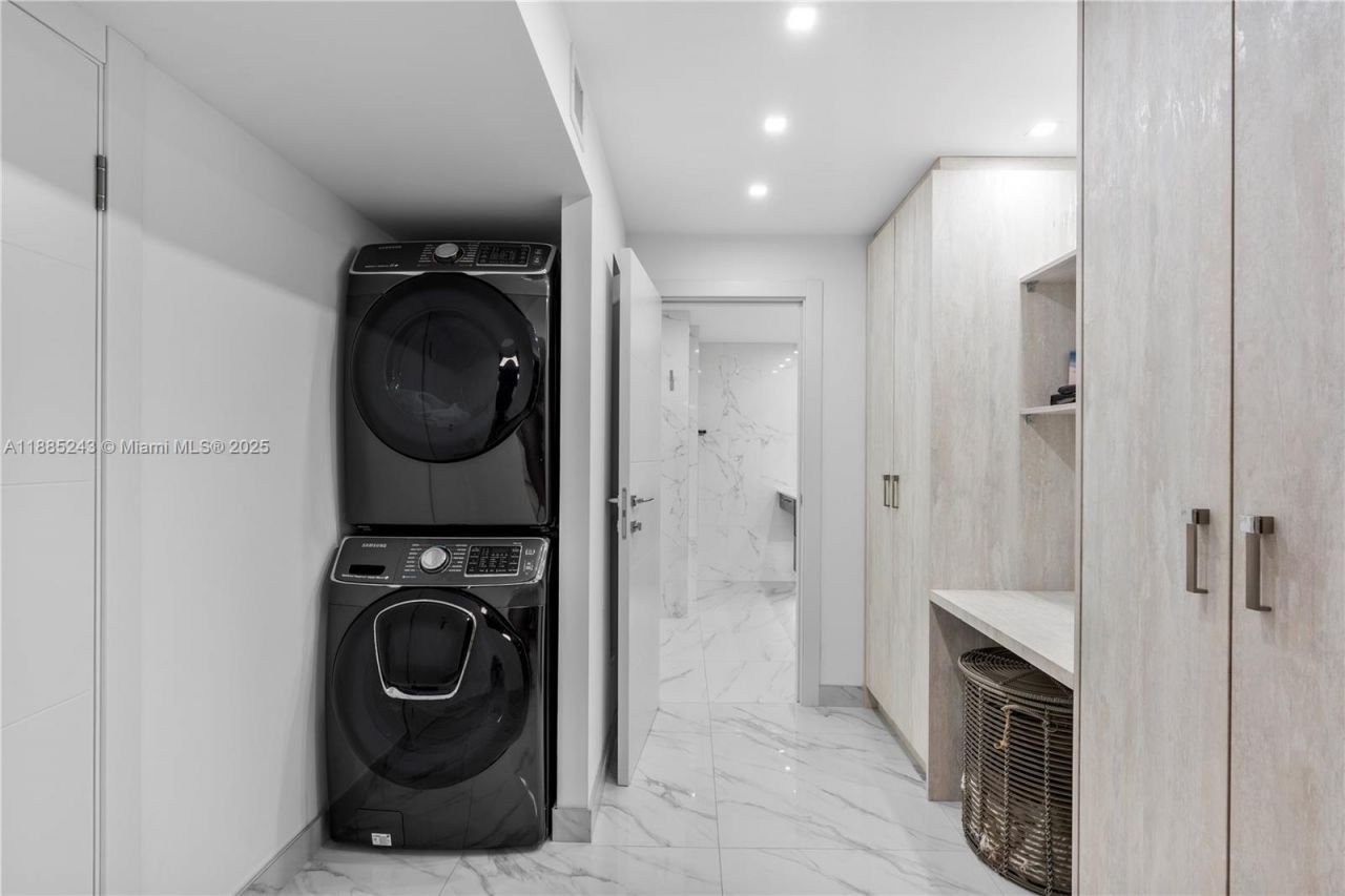 2030 S Ocean Drive, Unit 2127, Hallandale Beach, FL 33009 Photo