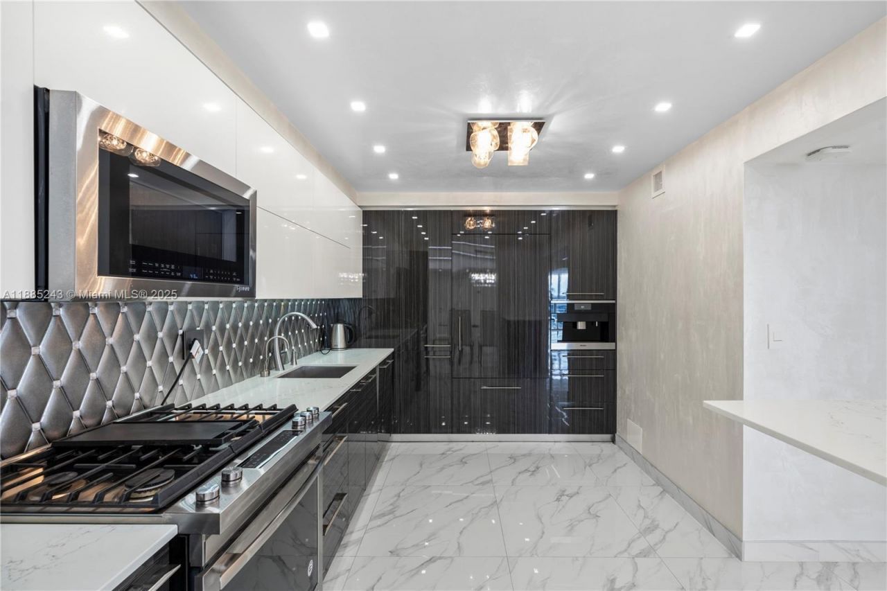 2030 S Ocean Drive, Unit 2127, Hallandale Beach, FL 33009 Photo