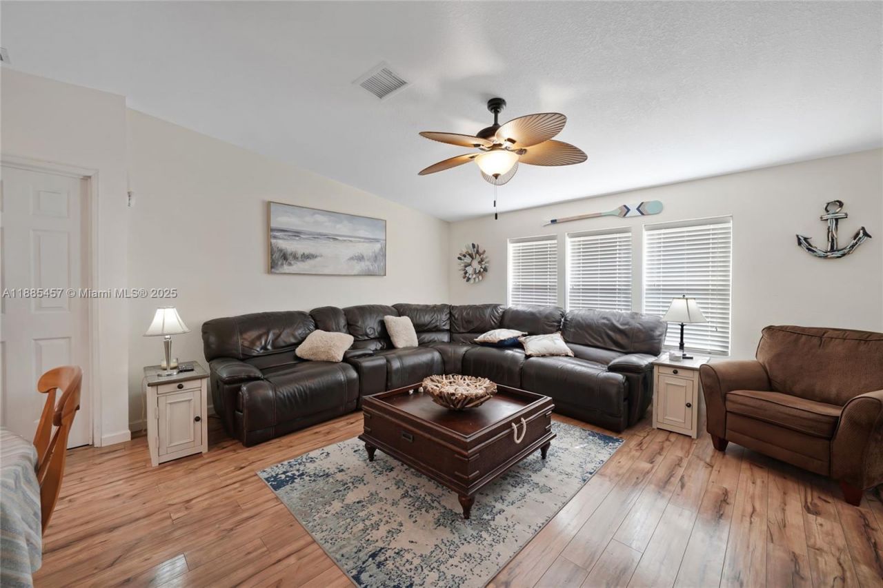 945 Plantation Rd, Unit 945, Key Largo, FL 33037 Photo